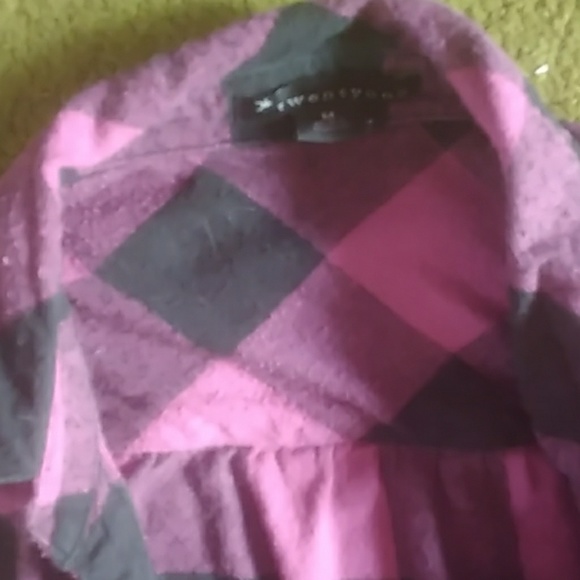 Top - Picture 2 of 2